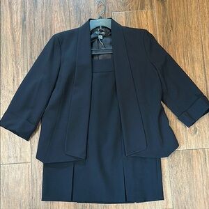NWOT Evan Picone open Front Black Blazer with Matching Skirt with Kick Pleats.